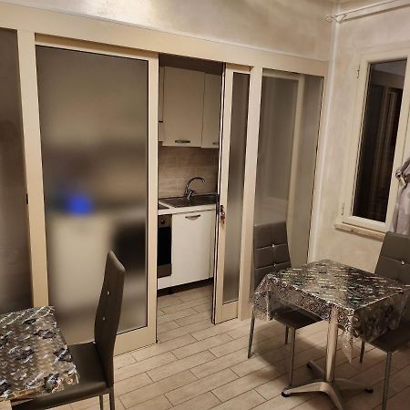 Rosilienza Suites Private Spa, Patio Garden Free Trasfer To & From Airport Fiumicino Exterior foto