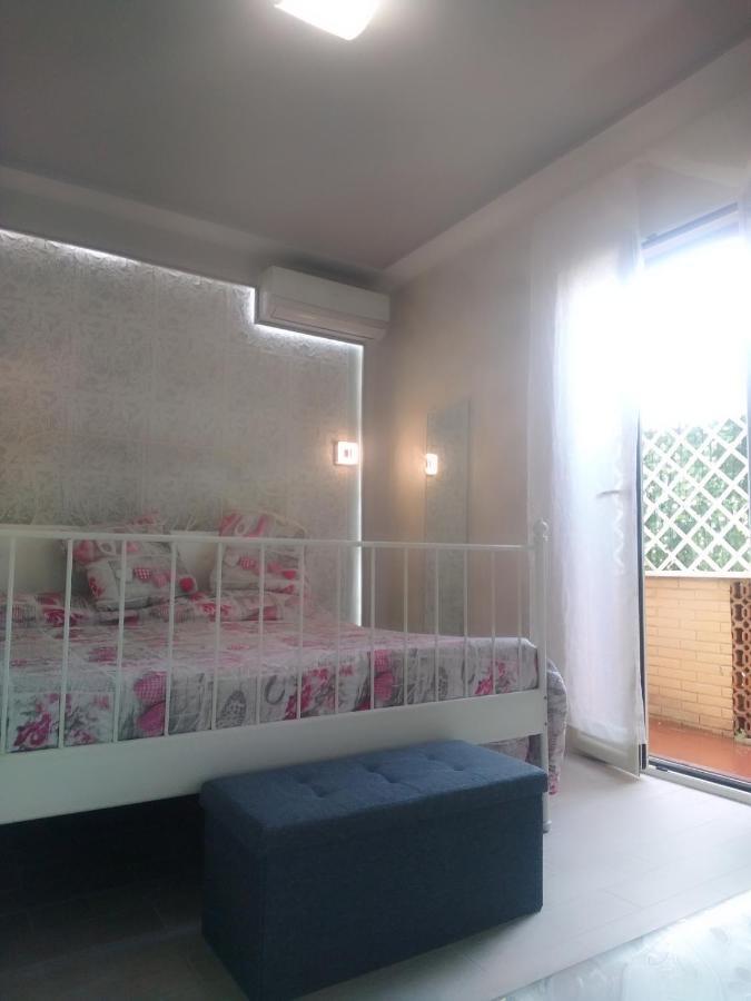 Rosilienza Suites Private Spa, Patio Garden Free Trasfer To & From Airport Fiumicino Exterior foto