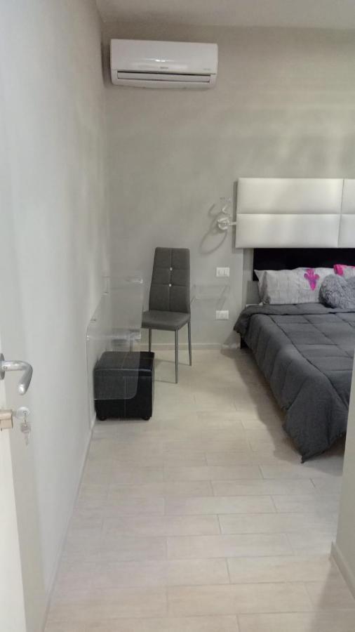 Rosilienza Suites Private Spa, Patio Garden Free Trasfer To & From Airport Fiumicino Exterior foto
