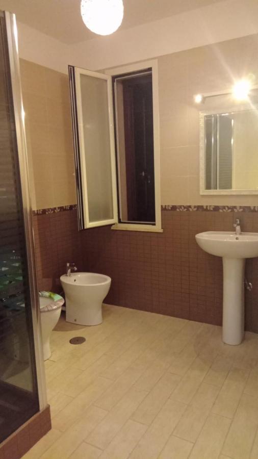 Rosilienza Suites Private Spa, Patio Garden Free Trasfer To & From Airport Fiumicino Exterior foto