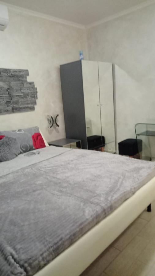 Rosilienza Suites Private Spa, Patio Garden Free Trasfer To & From Airport Fiumicino Exterior foto
