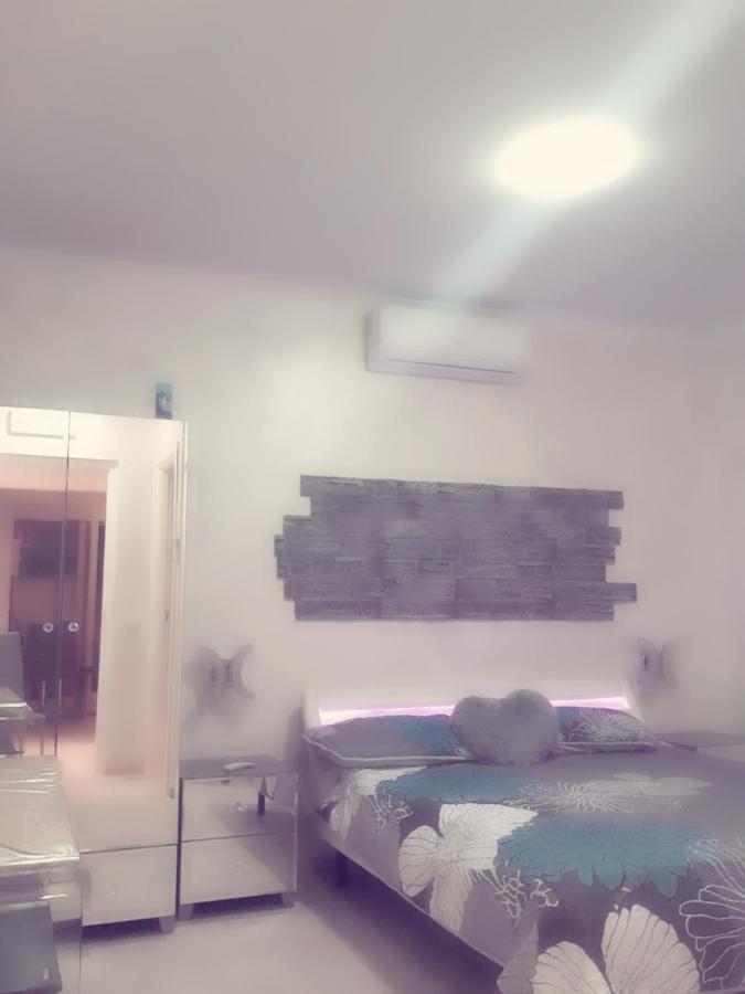 Rosilienza Suites Private Spa, Patio Garden Free Trasfer To & From Airport Fiumicino Exterior foto